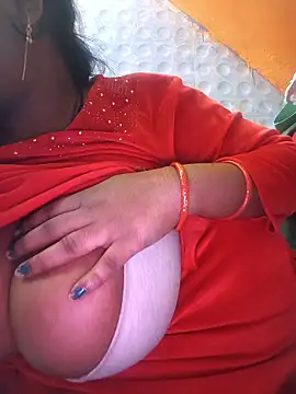 Dassing strip couple online show from February 2026 10:30:01 PM