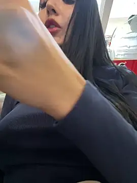 Snapshot of oh_nina chatting on September 2025 10:09:02 PM oh nina online show from September 2025 10:09:02 PM