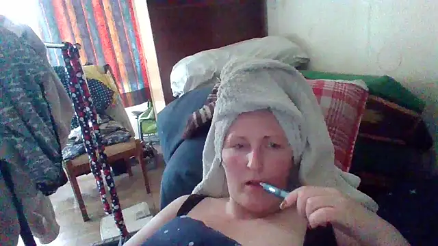 AllaSowinskaya online show from May 2026 11:29:02 AM