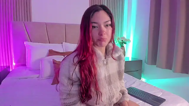 Victoria Beaumont online show from March 2026 11:57:01 AM