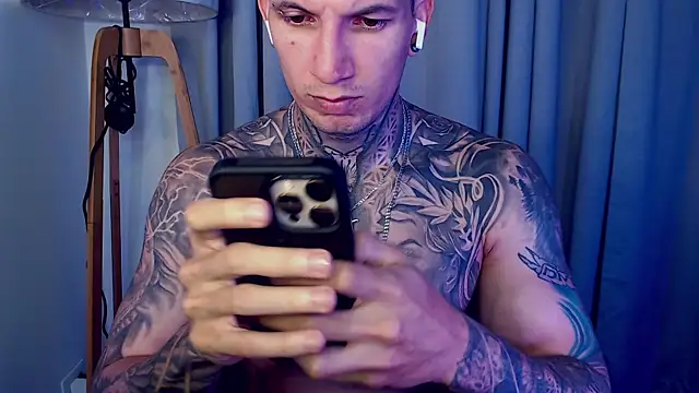 Snapshot of Shane_Clay chatting on October 2025 01:55:02 PM Shane Clay online show from October 2025 01:55:02 PM