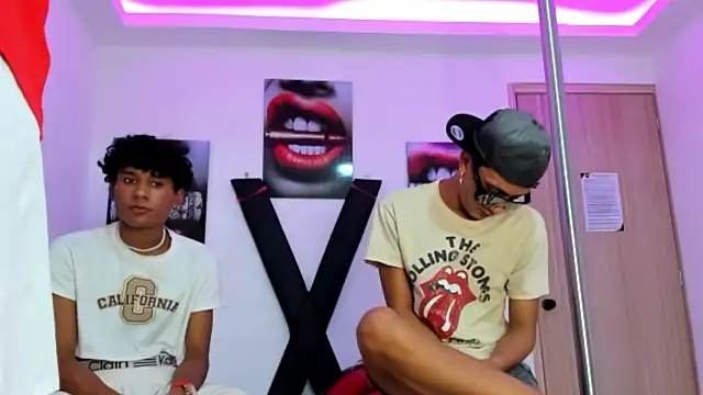 TWINKS FRIENDS online show from October 2025 07:27:01 AM