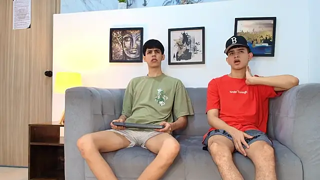 TWINKS FRIENDS online show from March 2026 01:26:01 PM