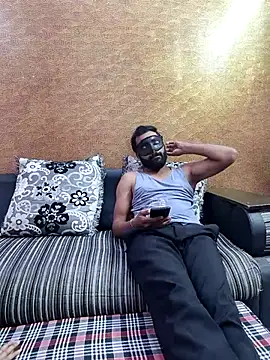 Snapshot of Iampriyaaa15 chatting on December 2025 07:03:02 AM Iampriyaaa15 online show from December 2025 07:03:02 AM