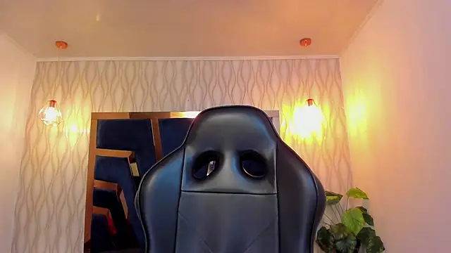 zoe martins  online show from February 2026 05:29:01 PM