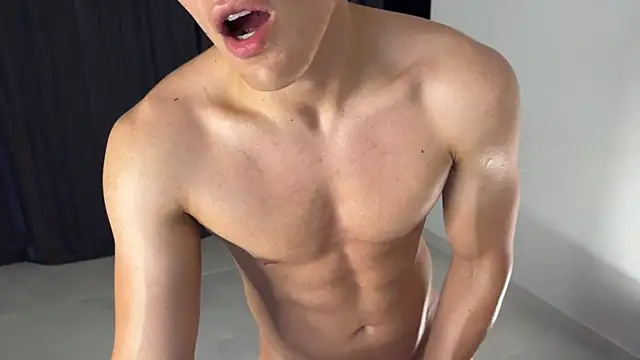 Maxx Lancaster online show from September 2025 08:00:02 PM