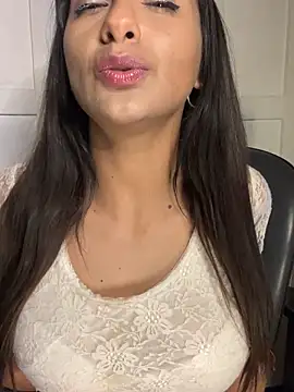 Snapshot of chicachocolate01 chatting on September 2025 02:27:02 AM chicachocolate01 online show from September 2025 02:27:02 AM