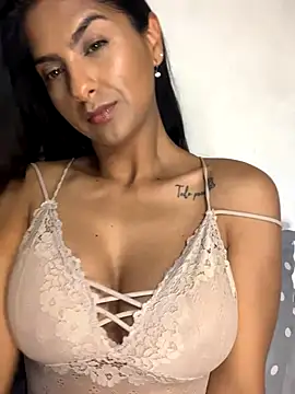 Snapshot of chicachocolate01 chatting on October 2025 02:56:02 AM chicachocolate01 online show from October 2025 02:56:02 AM