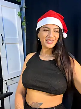 Snapshot of chicachocolate01 chatting on December 2025 04:39:02 AM chicachocolate01 online show from December 2025 04:39:02 AM