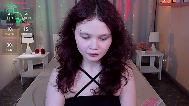 EmilyChaves online show from June 2026 10:13:02 AM