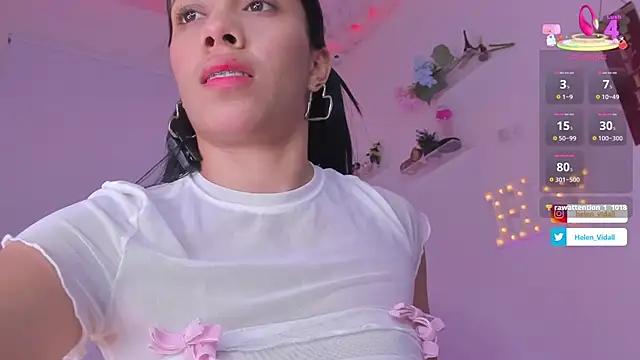 Snapshot of Helen_Vidall chatting on September 2025 03:28:01 AM Helen Vidall online show from September 2025 03:28:01 AM