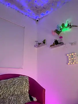 Snapshot of Helen_Vidall chatting on September 2025 03:40:01 AM Helen Vidall online show from September 2025 03:40:01 AM