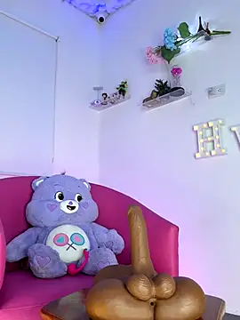 Snapshot of Helen_Vidall chatting on October 2025 03:48:02 AM Helen Vidall online show from October 2025 03:48:02 AM