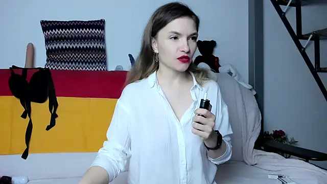 Katherine Twilight online show from February 2025 03:19:01 PM