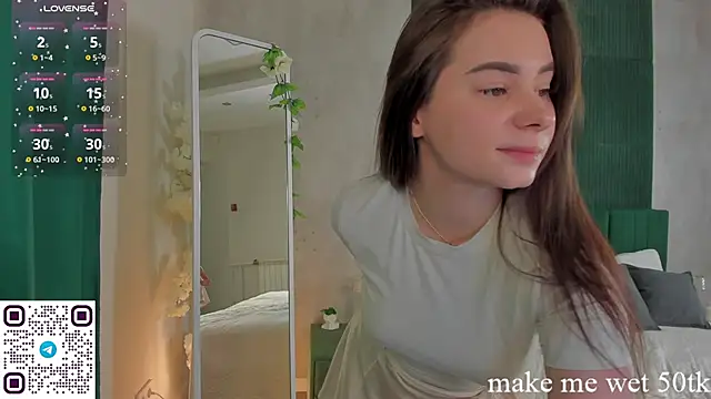 ErinRose  online show from October 2025 06:00:01 AM