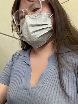 ariel 613 online show from October 2025 10:46:02 AM