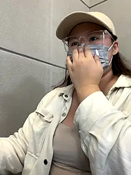 ariel 613 online show from October 2025 10:04:01 AM