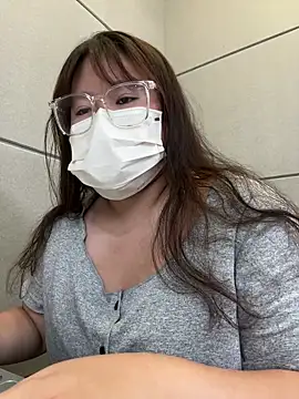 ariel 613 online show from October 2025 10:38:01 AM