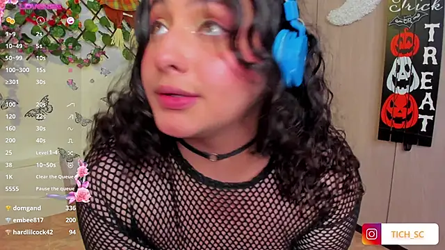 Snapshot of TICH____ chatting on November 2025 08:31:01 PM TICH online show from November 2025 08:31:01 PM