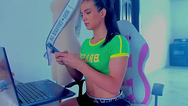 Snapshot of ISA_BELLA_VZL chatting on January 2026 12:03:02 AM ISA BELLA VZL online show from January 2026 12:03:02 AM