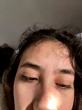 Snapshot of juliie_star chatting on October 2025 12:05:01 PM juliie star online show from October 2025 12:05:01 PM