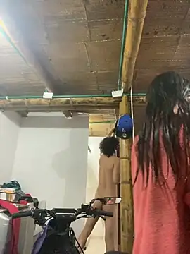 Snapshot of juliie_star chatting on October 2025 01:34:02 PM juliie star online show from October 2025 01:34:02 PM