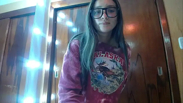 miss lilieth online show from May 2026 02:11:01 PM