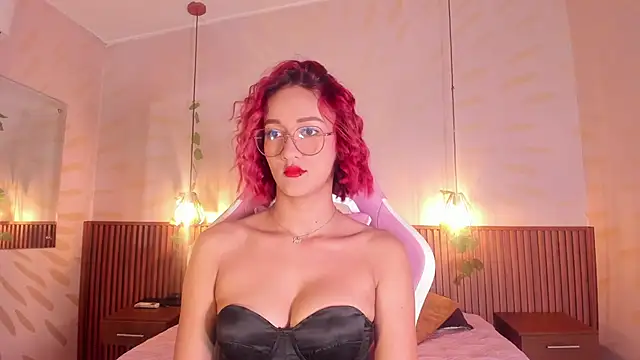 Snapshot of daphne_courtis chatting on June 2026 03:09:02 AM daphne courtis online show from June 2026 03:09:02 AM