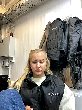 CandyVice online show from September 2025 05:34:02 PM