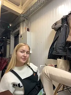 CandyVice online show from September 2025 05:57:01 PM