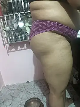 dhanshri143 online show from May 2026 11:27:02 AM