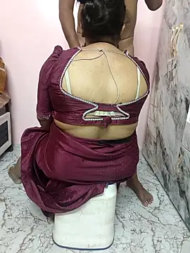 dhanshri143 online show from May 2026 05:08:01 PM