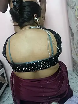 dhanshri143 online show from May 2026 03:10:01 PM