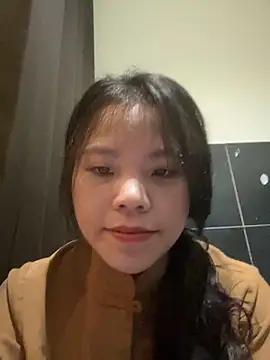 Snapshot of Bella_7777 chatting on October 2025 08:15:01 AM Bella 7777 online show from October 2025 08:15:01 AM