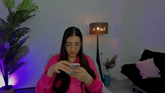 Snapshot of Kylie_Kathy chatting on January 2026 05:26:01 PM Kylie Kathy online show from January 2026 05:26:01 PM