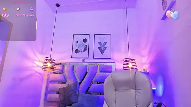 Ambar Cullen online show from October 2025 08:55:02 PM