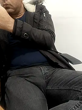 Snapshot of Yaman_33 chatting on February 2026 06:50:01 AM Yaman 33 online show from February 2026 06:50:01 AM