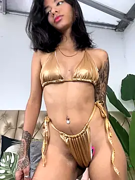 Snapshot of TweetiePieXXX chatting on October 2025 10:07:02 PM TweetiePieXXX online show from October 2025 10:07:02 PM