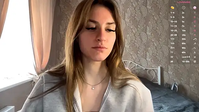 Snapshot of miainheat chatting on September 2025 08:26:01 AM miainheat online show from September 2025 08:26:01 AM