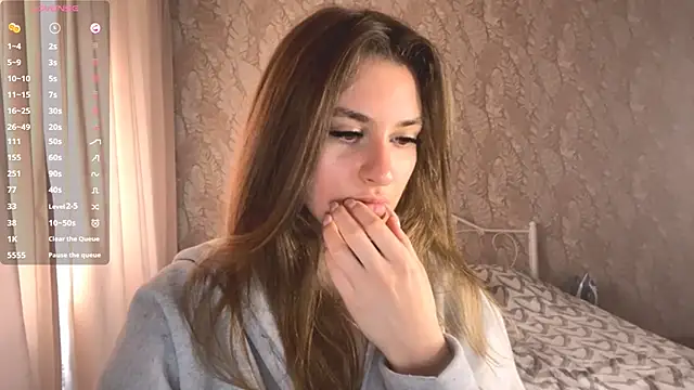 Snapshot of miainheat chatting on September 2025 08:27:01 AM miainheat online show from September 2025 08:27:01 AM