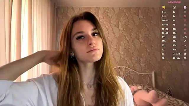 Snapshot of miainheat chatting on September 2025 08:05:01 AM miainheat online show from September 2025 08:05:01 AM