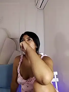 Kaylachannell online show from May 2026 04:07:02 AM