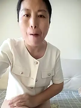 Snapshot of chengcheng12 chatting on September 2025 12:48:02 AM chengcheng12 online show from September 2025 12:48:02 AM