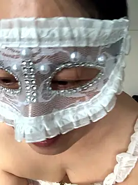 Snapshot of chengcheng12 chatting on January 2026 12:46:02 AM chengcheng12 online show from January 2026 12:46:02 AM