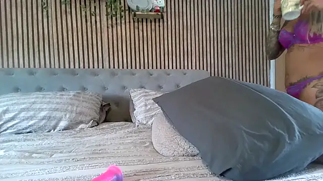 poppyinga1 online show from April 2026 09:19:02 AM