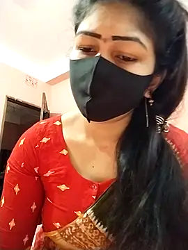 Snapshot of Prionti- chatting on November 2025 03:07:01 AM Prionti- online show from November 2025 03:07:01 AM