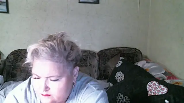 Lana555 online show from December 2025 08:39:01 PM