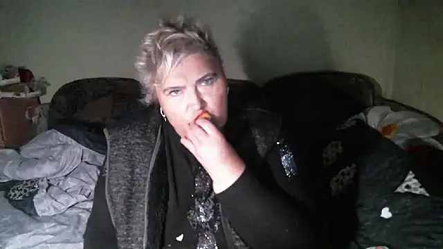 Lana555 online show from December 2025 02:44:02 PM