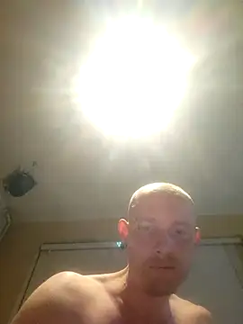 piercingpik online show from May 2026 10:15:02 PM