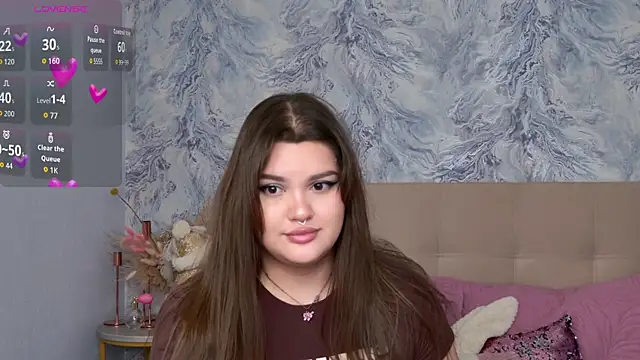 EmilyHyde online show from November 2025 03:12:02 PM